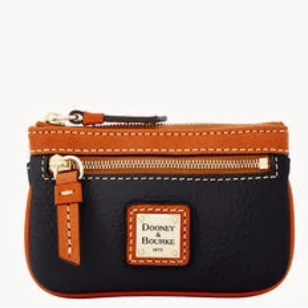 NWT Dooney & Bourke Pebble Grain Coin Case